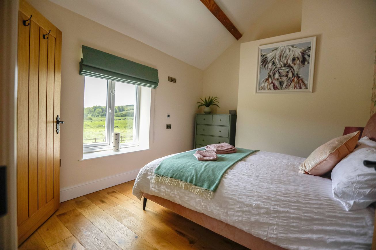 Waen Farm House - Bedroom Four